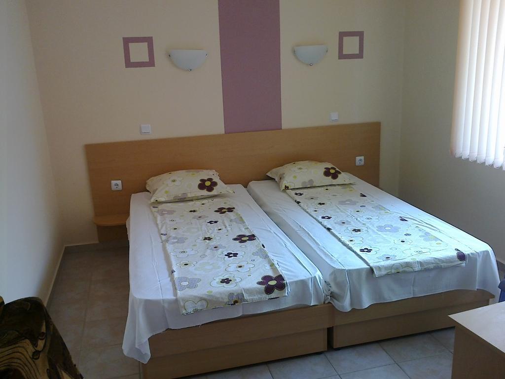 Guest Rooms Rusalka Kranevo Quarto foto