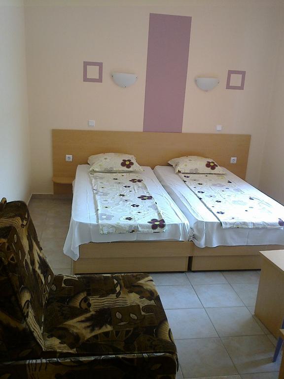Guest Rooms Rusalka Kranevo Quarto foto